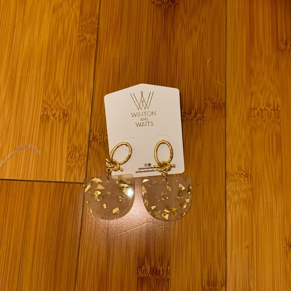 gold and resin earrings - Picture 1 of 2